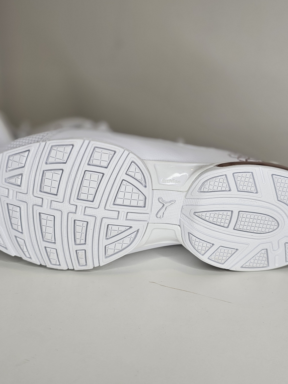 Puma Riaze Prowl 8.5 Women's White Sneakers with Rose Gold Accents - Picture 7 of 8